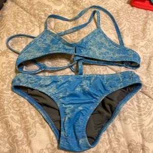 Jolyn set!